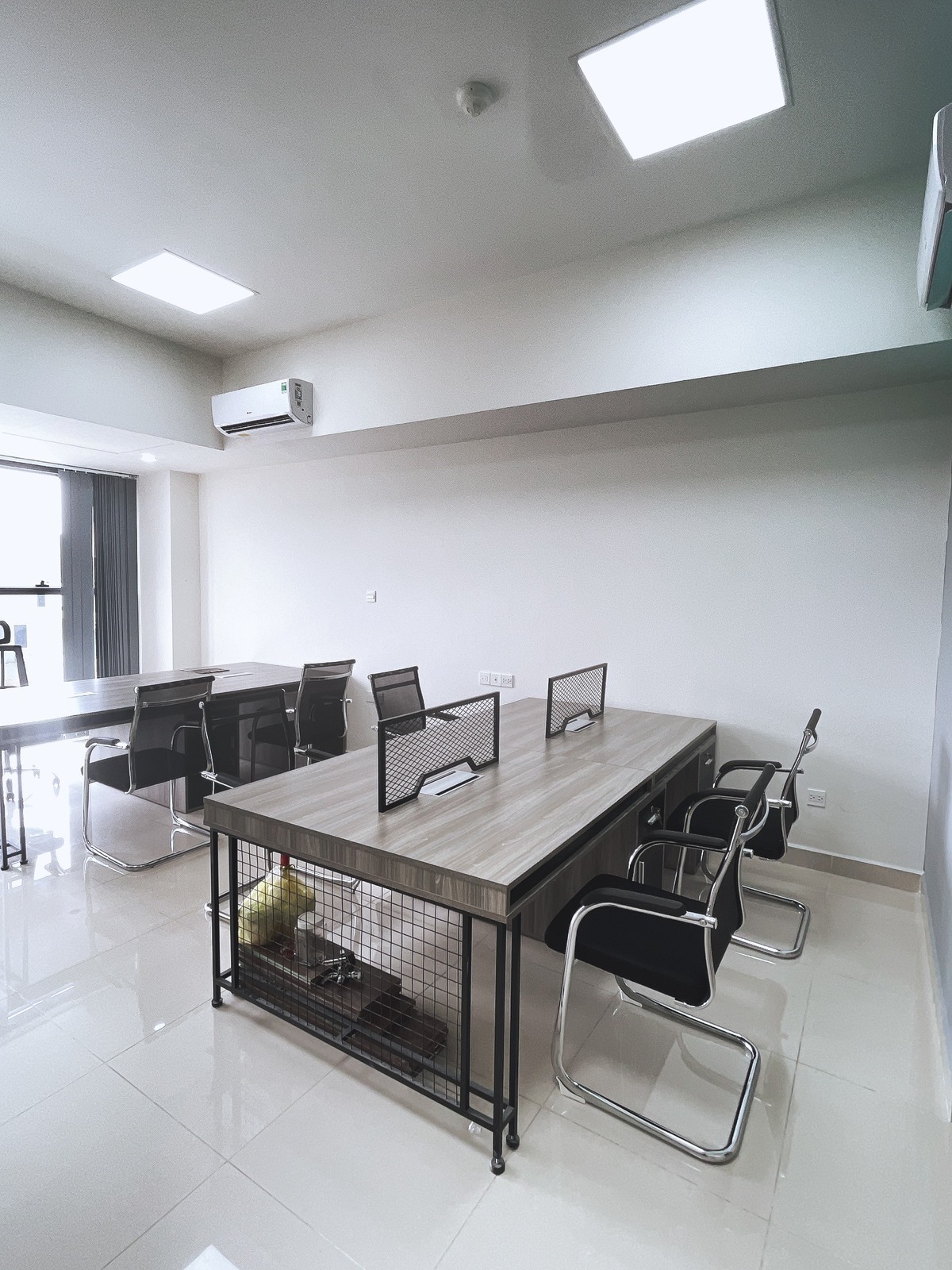 Văn Phòng Có Nội Thất Cần Cho Thuê The Sun Avenue