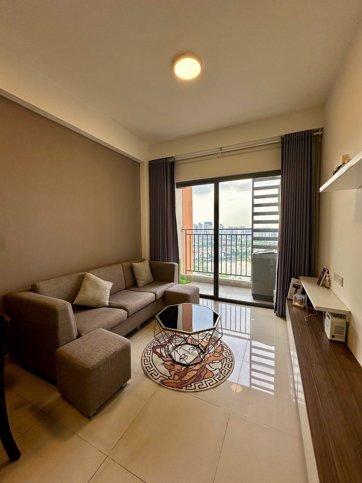 Căn Hộ 2 Phòng Ngủ Có Nội Thất Cho Thuê The Sun Avenue