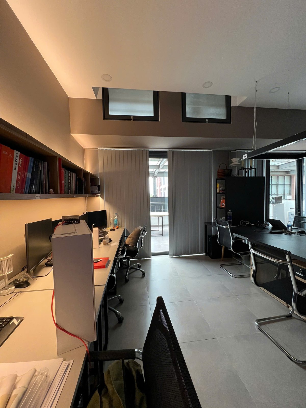 Officetel Có Sẵn Nội Thất Văn Phòng Cần Cho Thuê The Sun Avenue