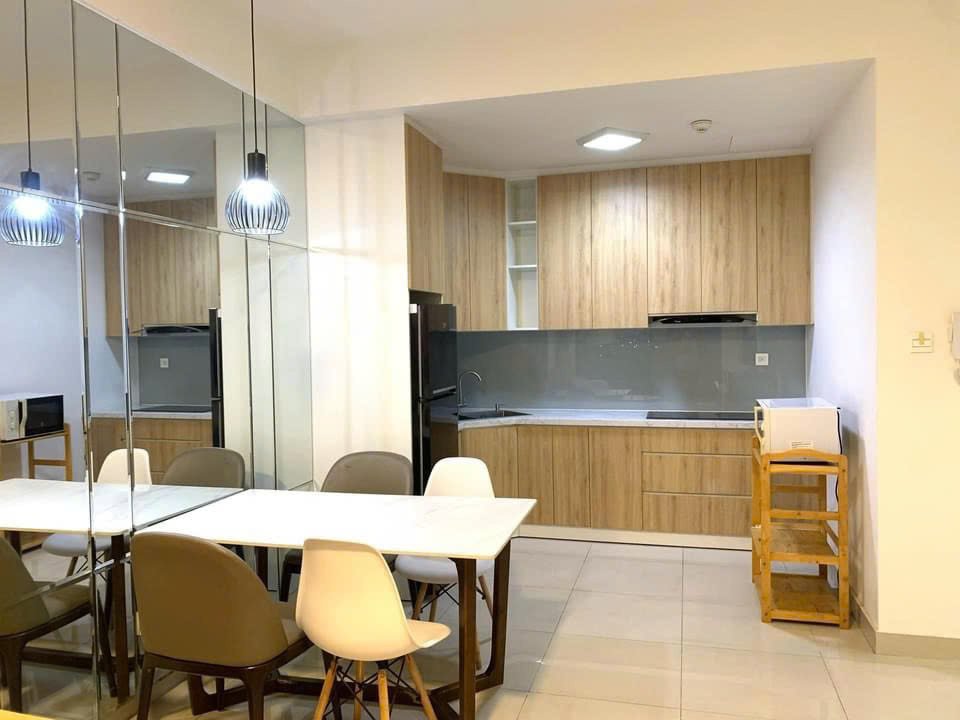 Căn Hộ 2 Phòng Ngủ Cho Thuê The Sun Avenue