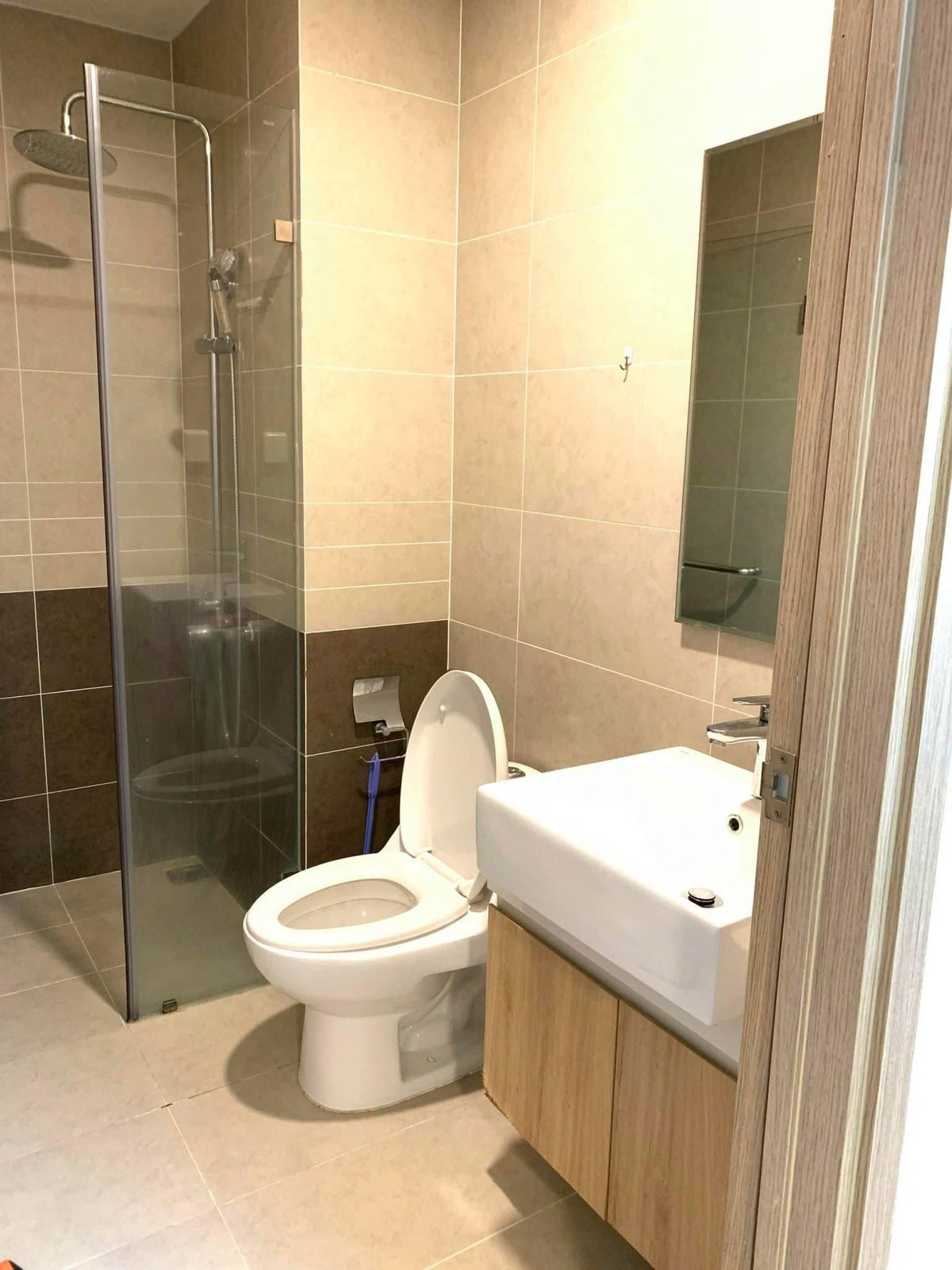 Căn Hộ 2 Phòng Ngủ Cho Thuê The Sun Avenue