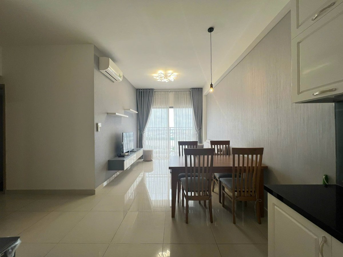 Căn 2 Phòng Ngủ View Sông Cho Thuê The Sun Avenue