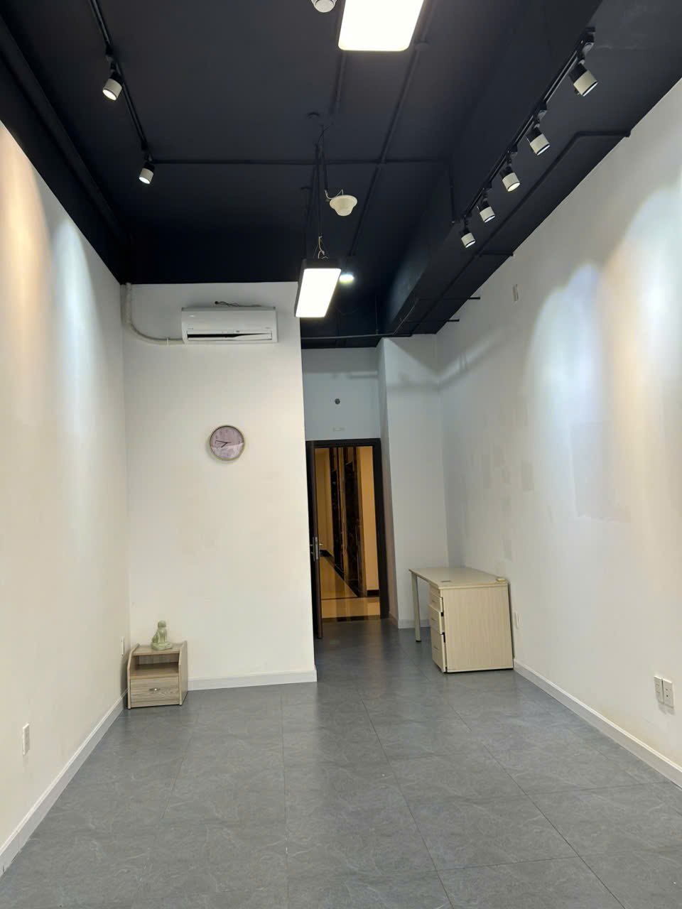 Cho Thuê Văn Phòng The Sun Avenue Giá Tốt 9 Triệu - 35m2