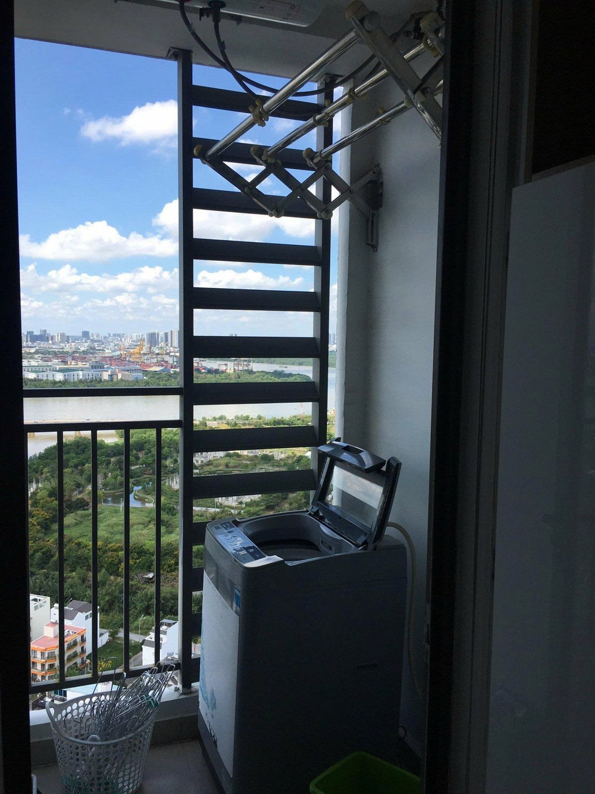 Căn Góc 3 Phòng Ngủ 109m2 Cho Thuê The Sun Avenue