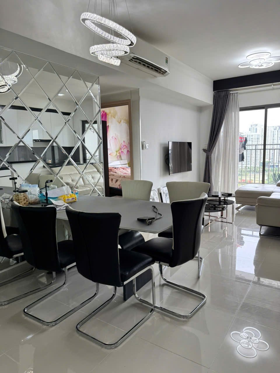 Nhà đẹp 3 Phòng Ngủ The Sun Avenue Cần Bán - 109m2