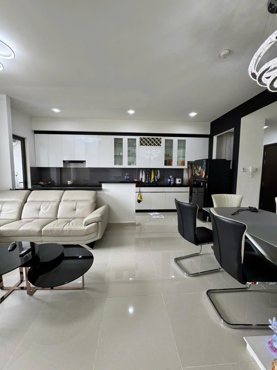 Bán Căn 3 Phòng Ngủ 109m2 Nhà Đẹp The Sun Avenue, Q2