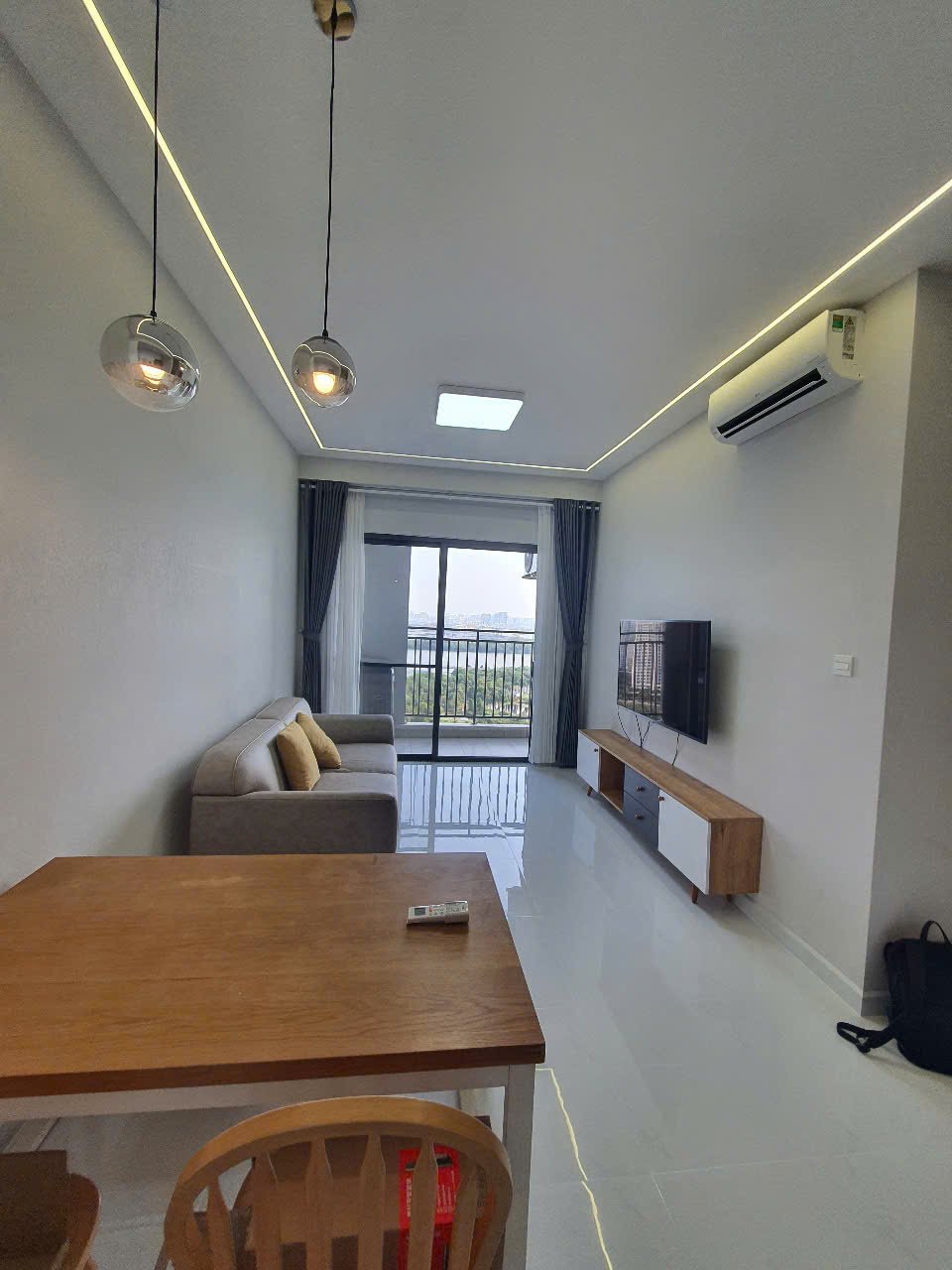 Bán Căn 2 Phòng Ngủ Nội Thất Mới The Sun Avenue