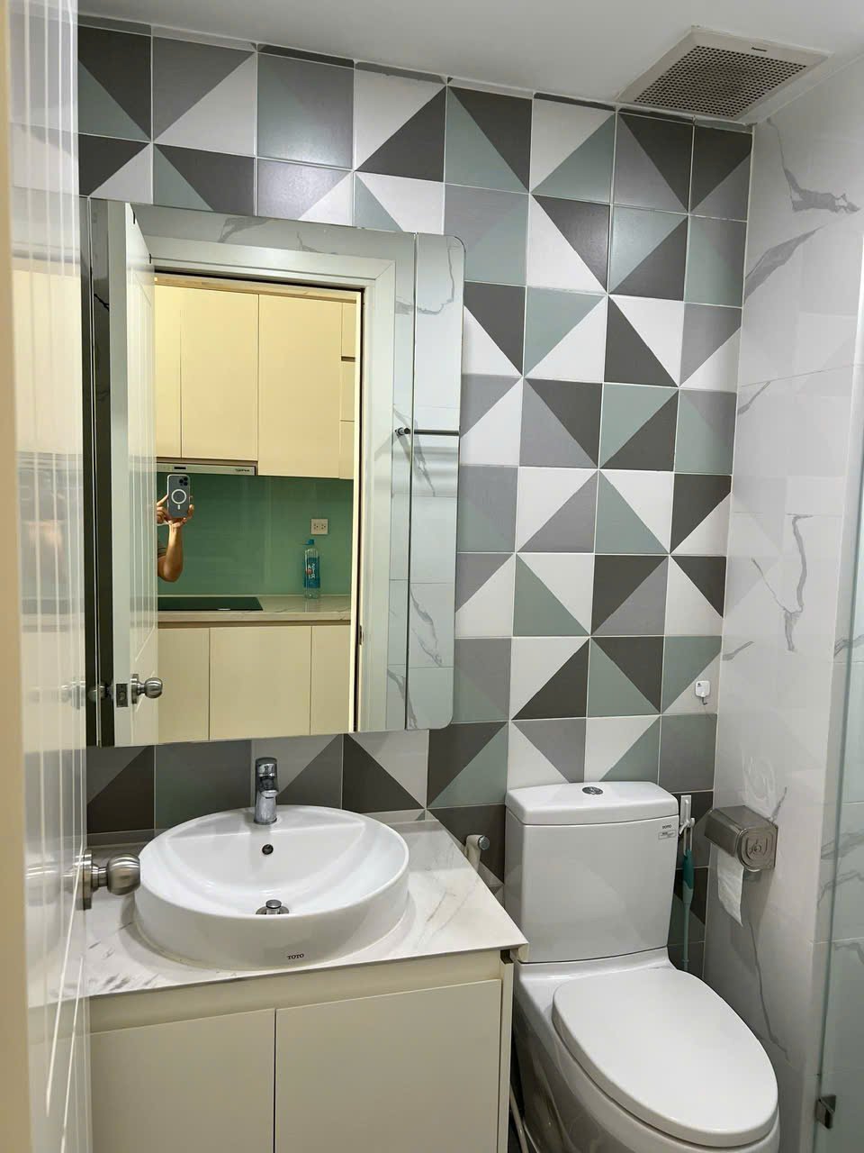 Cho Thuê Studio Full Nội Thất The Sun Avenue