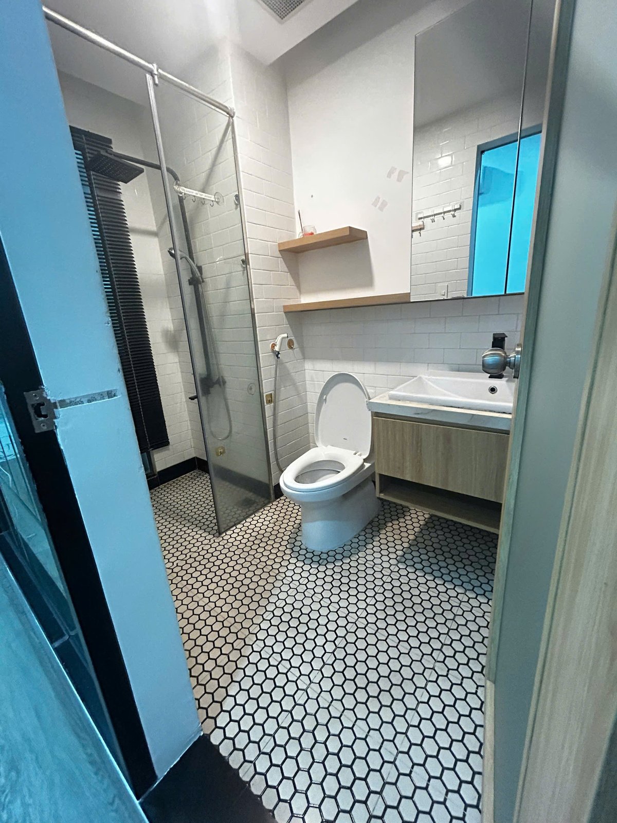 Văn Phòng The Sun Avenue Cho Thuê Nội Thất Cơ Bản GIá Chỉ 10tr/tháng Diện Tích 40m2