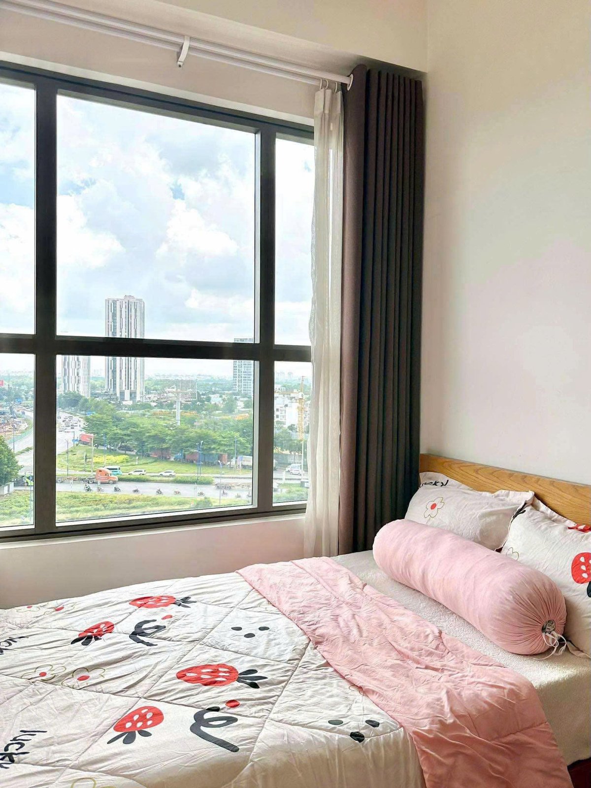 Cho Thuê Căn Hộ 3PN Diện Tích 79m2 Giá 18 Triệu/Tháng Full Nội Thất Đẹp