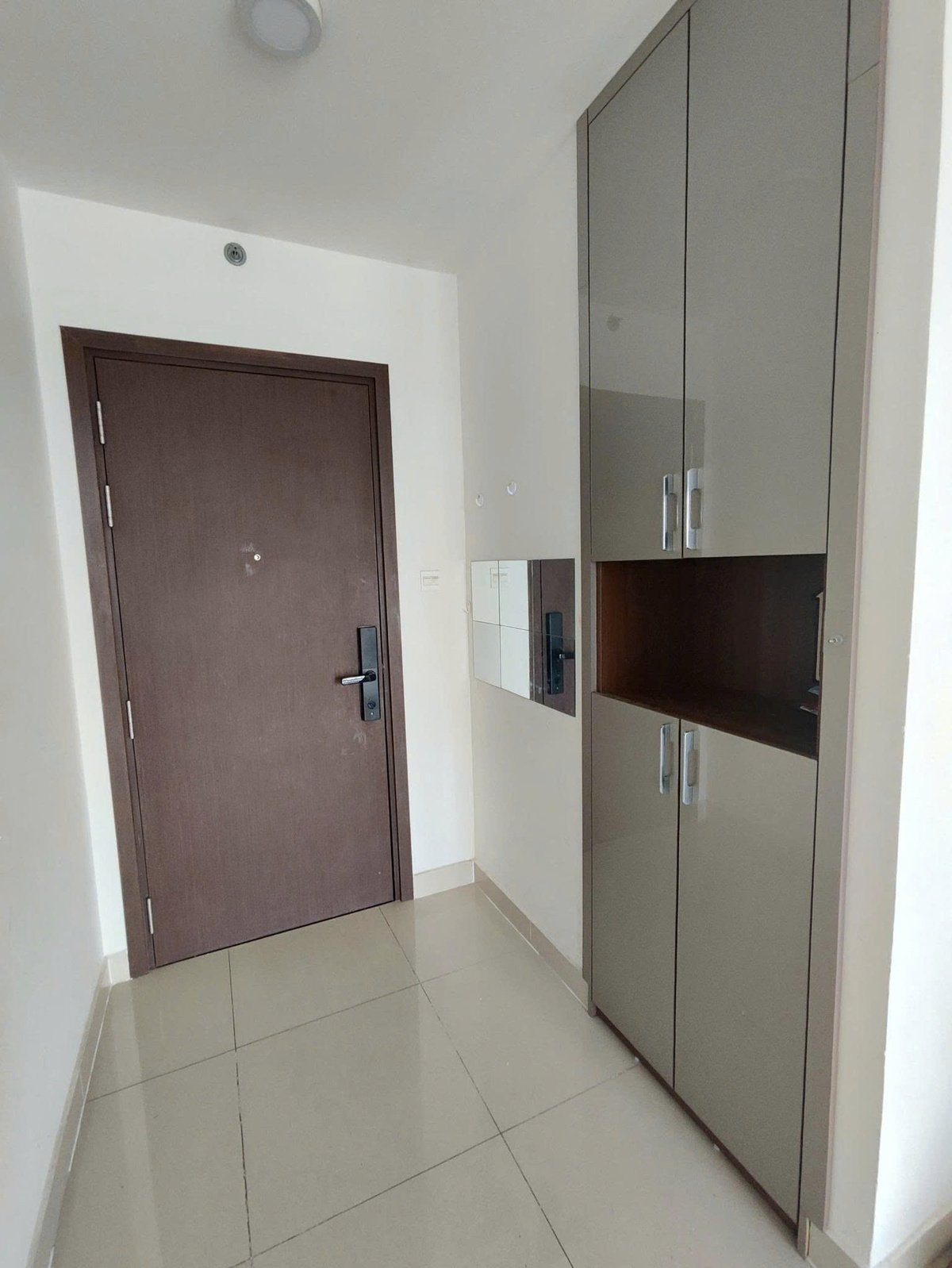 Căn Hộ 3 Phòng Ngủ 96m2 Cho Thuê Tại The Sun Avenue, Q2