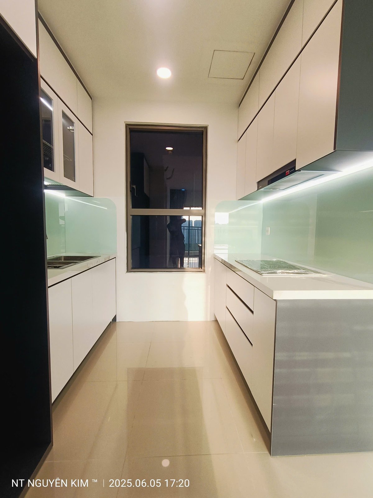 Căn Hộ 3 Phòng Ngủ 96m2 Cho Thuê Tại The Sun Avenue, Q2