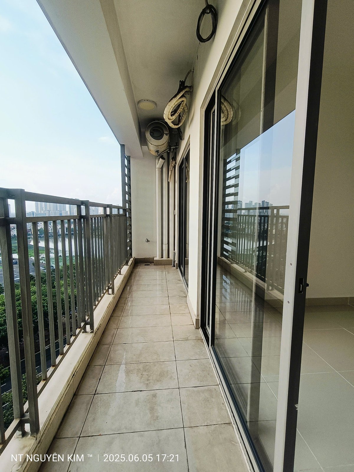 Căn Hộ 3 Phòng Ngủ 96m2 Cho Thuê Tại The Sun Avenue, Q2