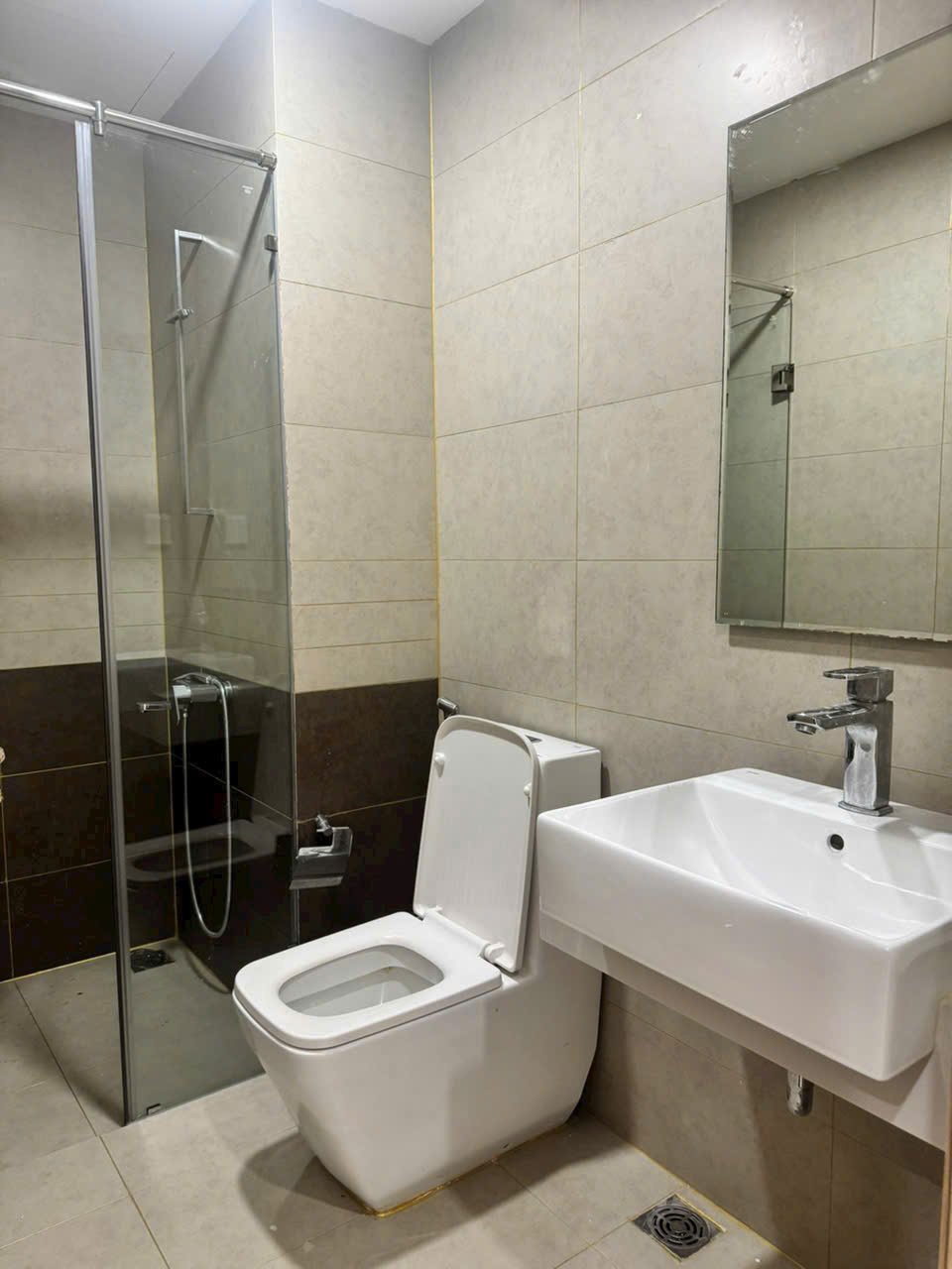 Cho Thuê Căn Hộ Studio The Sun Avenue 40m2 Giá 13.5 Triệu Nội Thất Đầy Đủ