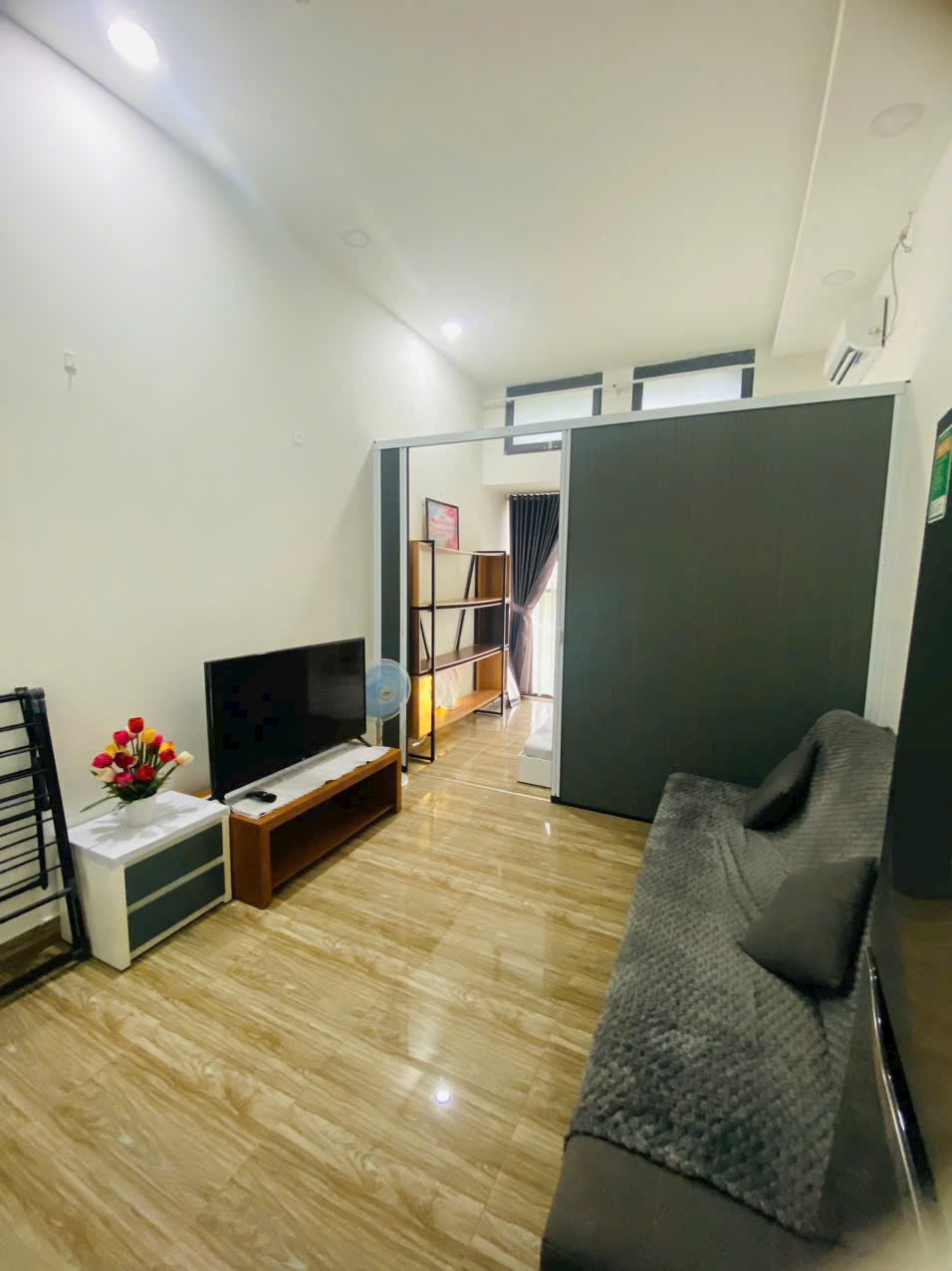 Căn hộ Studio The Sun Avenue Đầy Đủ Nội Thất Cho Thuê Giá 13Tr