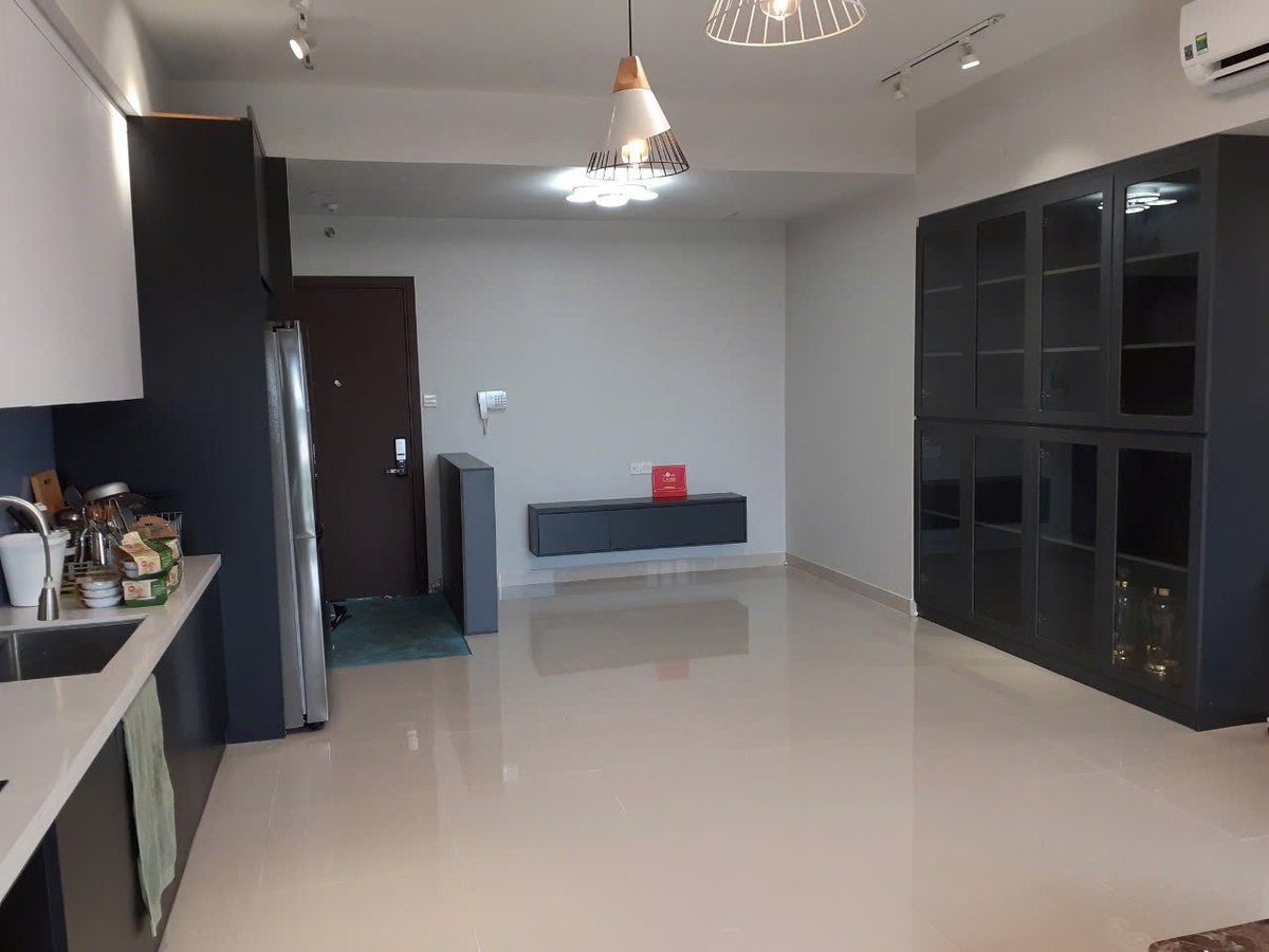 Bán Căn Hộ 3 Phòng Ngủ The Sun Avenue Giá 8.2 Tỷ - 109m2 - Nội Thất Full