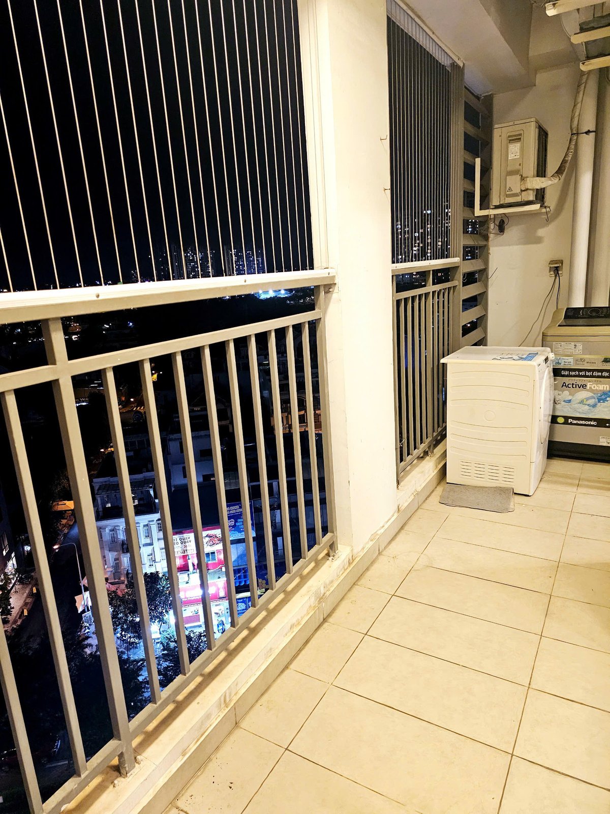 Căn Hộ 2 Phòng Ngủ Có Nội Thất View Sông Cần Bán - The Sun Avenue