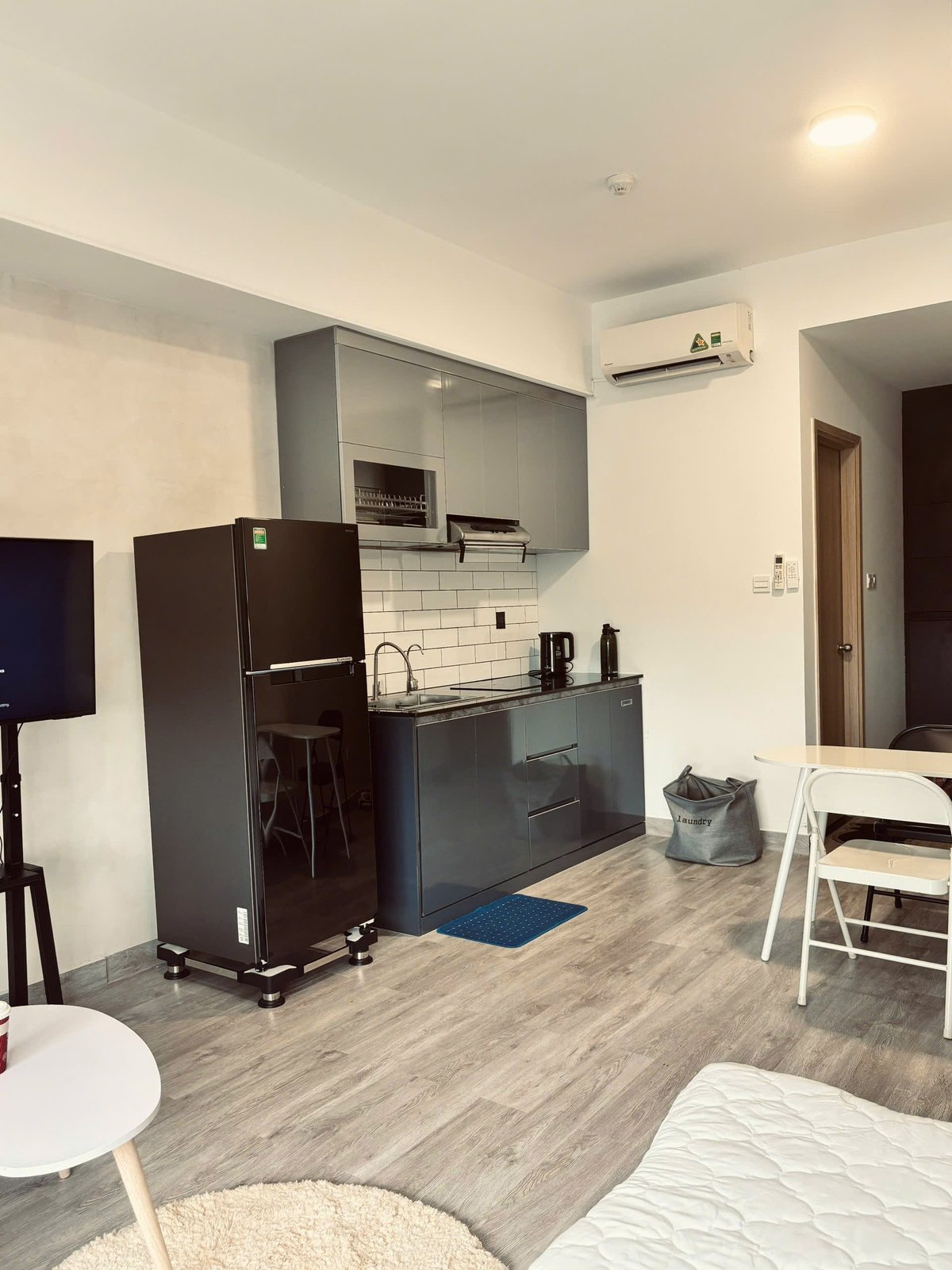 Căn hộ Studio The Sun Avenue Đầy Đủ Nội Thất Cho Thuê Giá 11Tr5