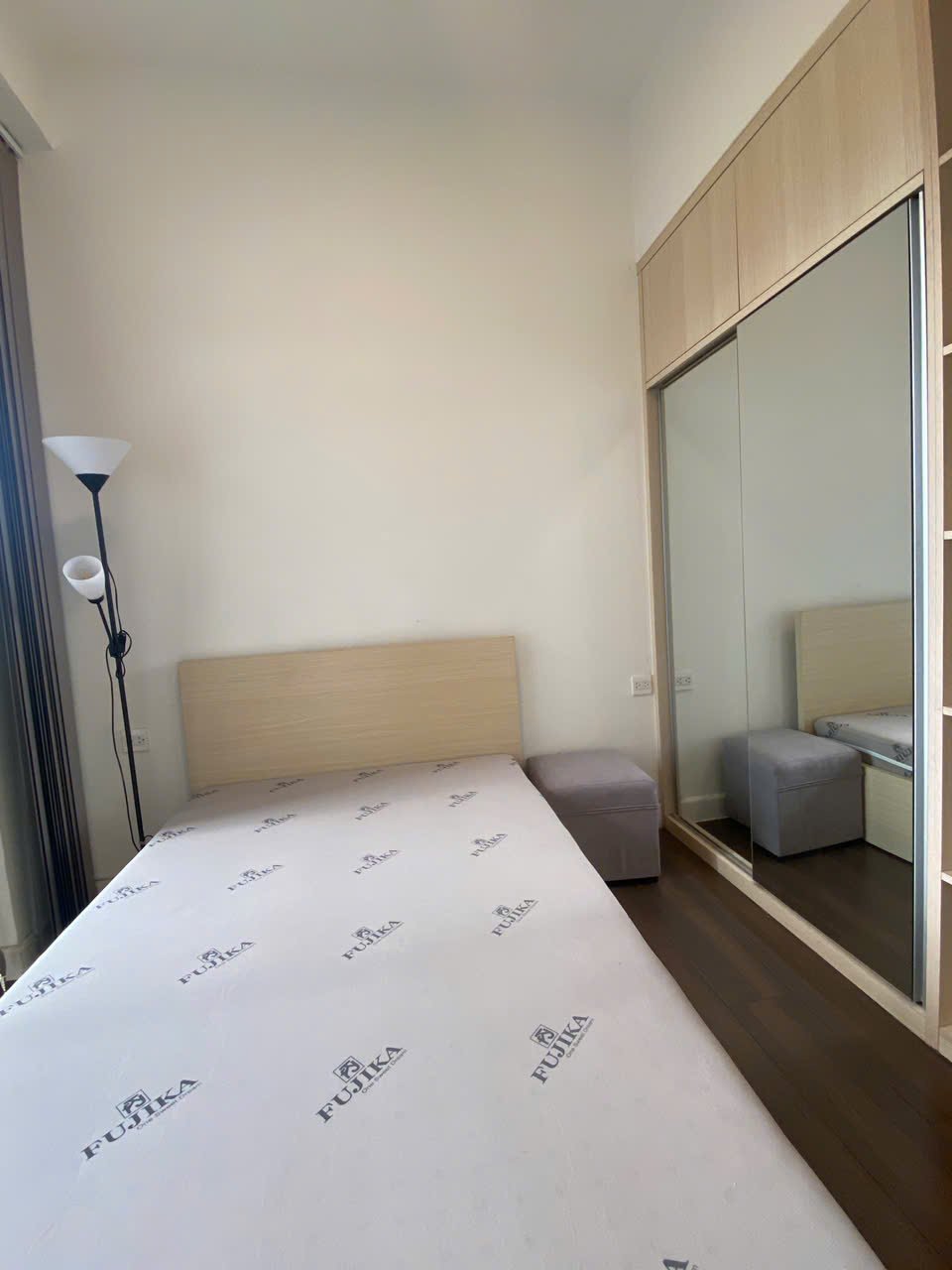 Căn Hộ 2 Phòng Ngủ Có Nội Thất Cần Cho Thuê 16TR - The Sun Avenue