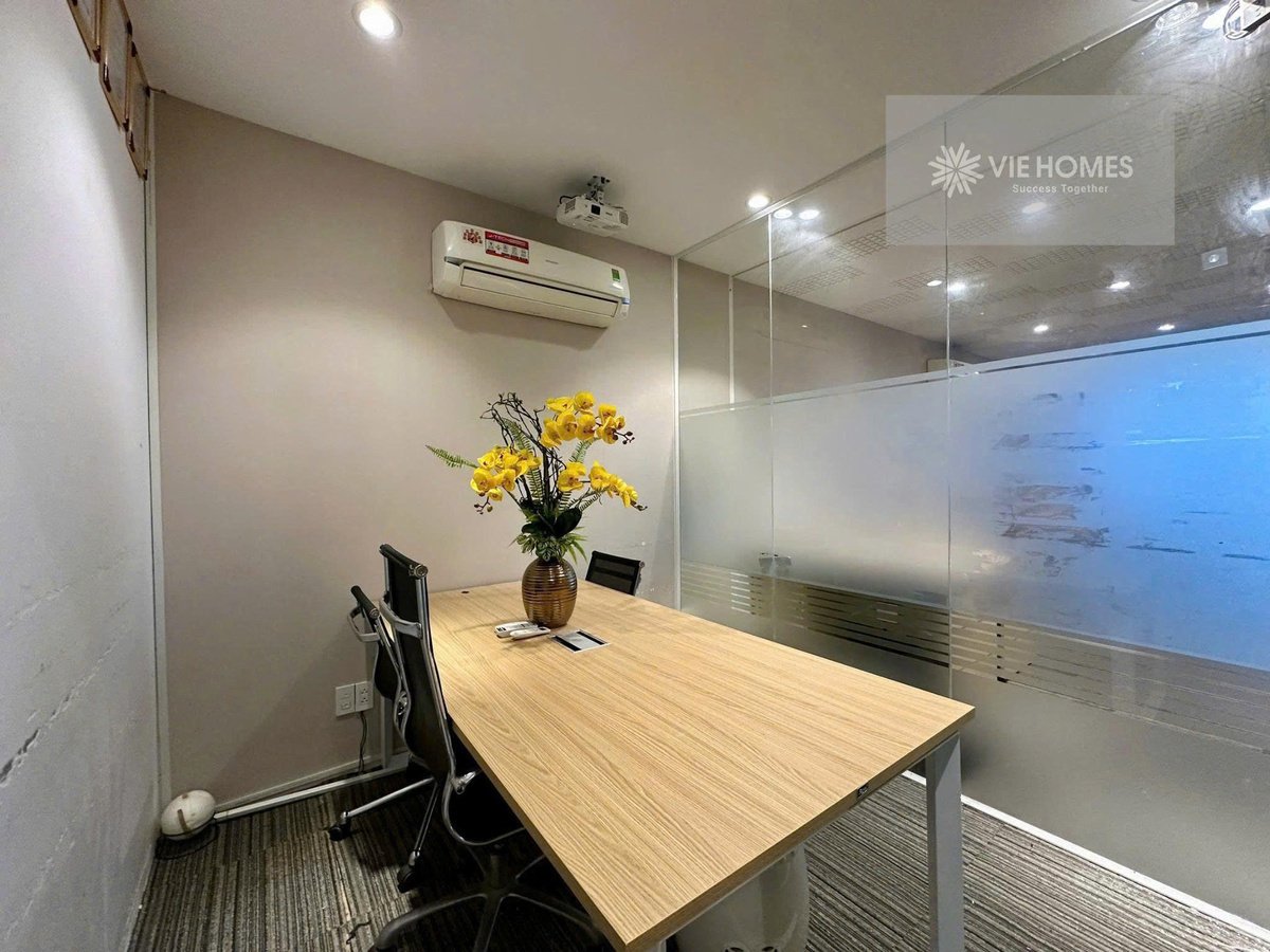 Officetel The Sun Avenue Cho Thuê - Thiết Kế Có Sẵn Ít Bàn Ghế