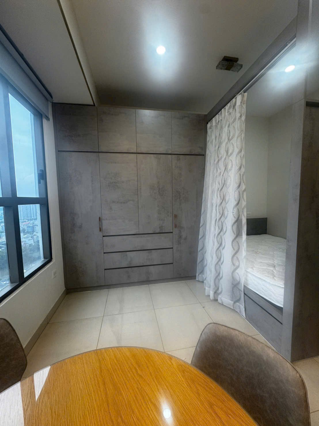 Cho Thuê Căn Hộ Studio Chung Cư The Sun Avenue - 31m2 Nhà Thiết Kế Đẩy Đủ Nội Thất Ở