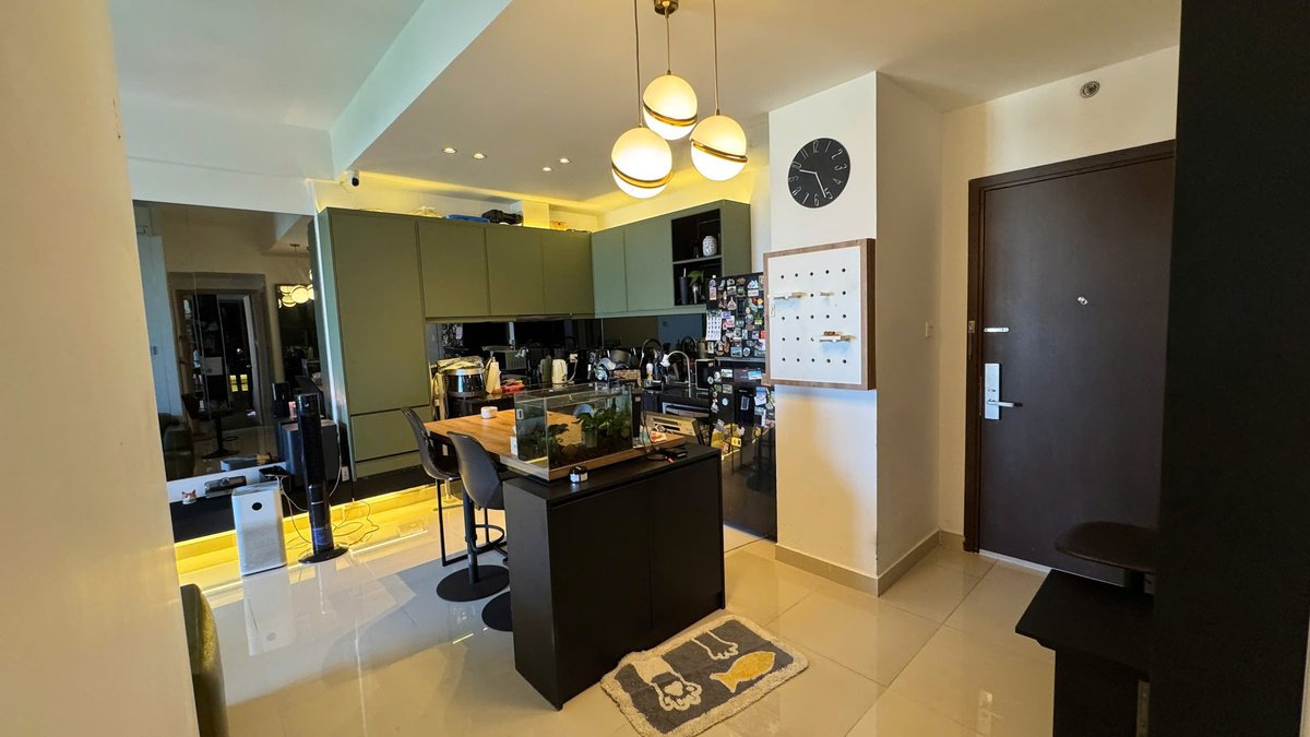 Căn Hộ 2 Phòng Ngủ Có Nội Thất Cần Bán - The Sun Avenue