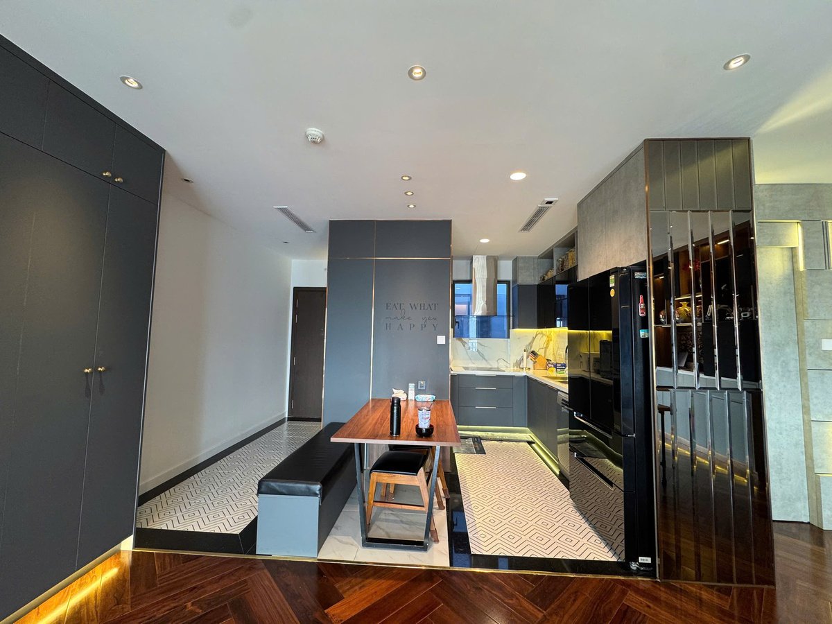 The Sun Avenue Bán Căn Hộ 2 Phòng Ngủ Diện Tích Lớn 96m2 View Sông Thoáng Mát Nội Thất Cao Cấp