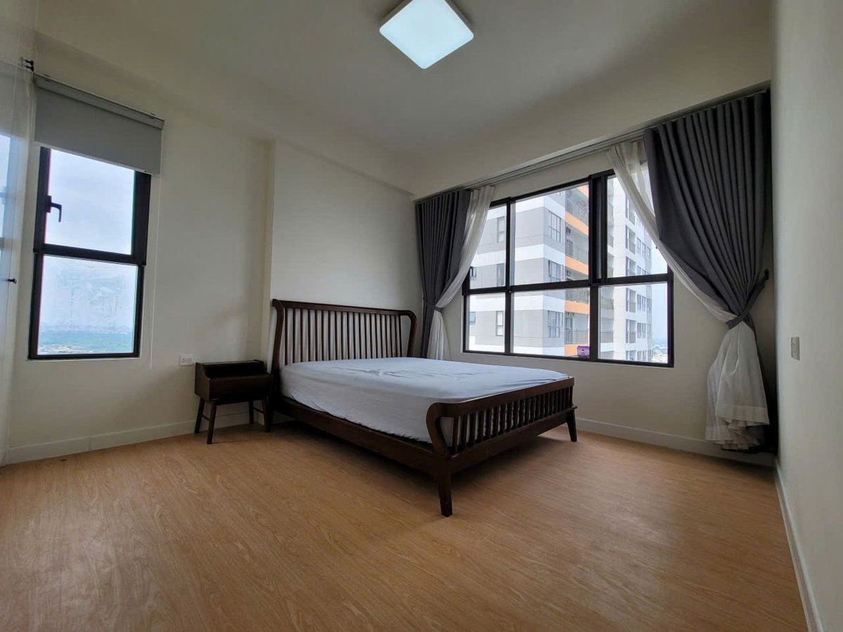 Cho Thuê Căn 3 Phòng Ngủ View Sông Đẹp The Sun Avenue