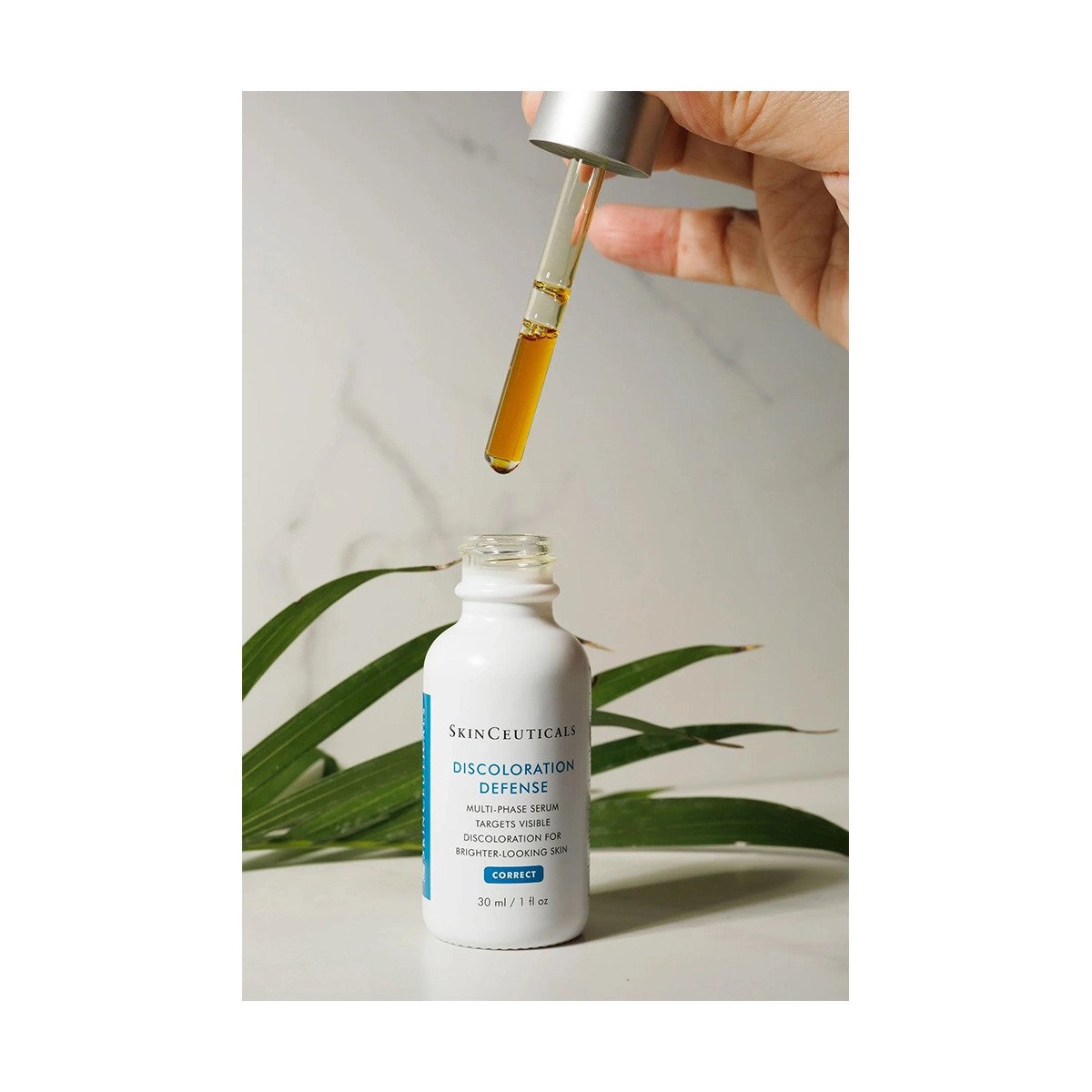 Serum hỗ trợ thâm nám DISCOLORATION DEFENSE | SkinCeuticals Serum | Dermtalk Store