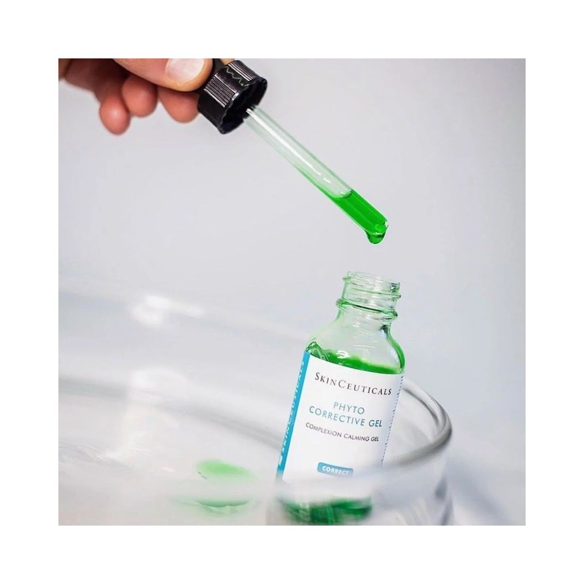 Serum cấp ẩm Phyto Corrective | SkinCeuticals Serum | Dermtalk Store