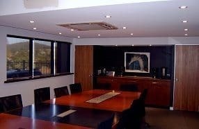 máy lạnh âm trần reetech rgt18/rc18 (2.0hp)