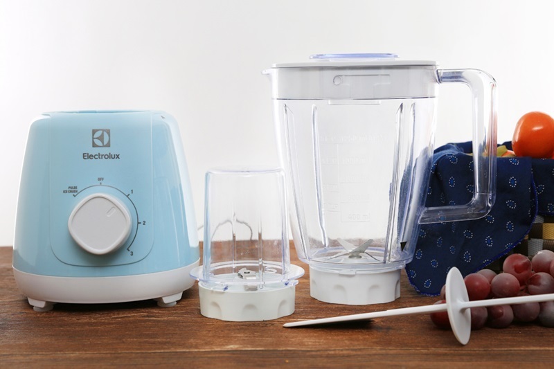 máy xay electrolux ebr3416 ( còn 1 cái )