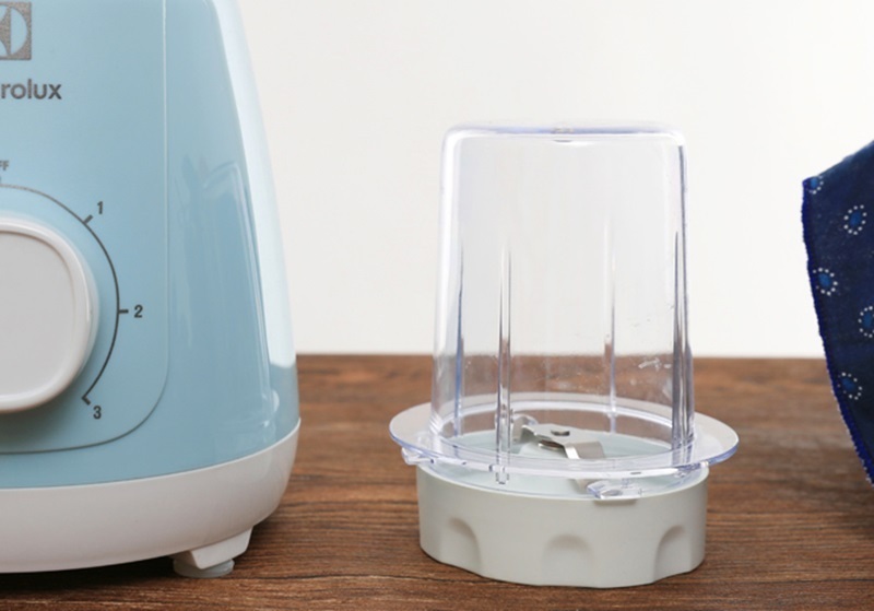 máy xay electrolux ebr3416 ( còn 1 cái )