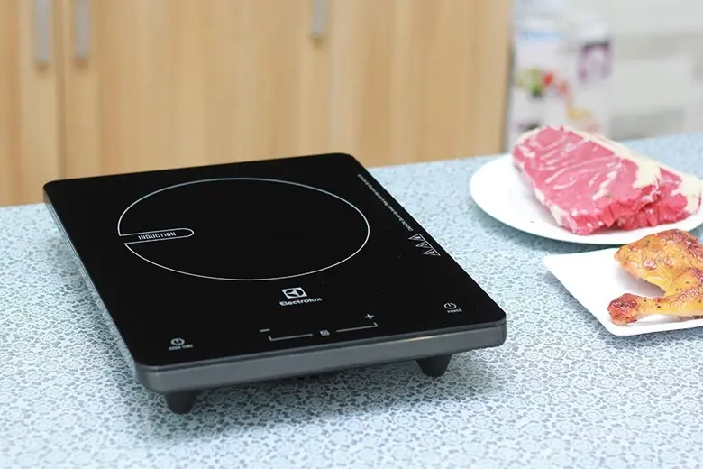 bếp điện từ electrolux etd29mkc