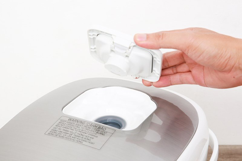 nồi cơm điện tử panasonic 1.8 lít sr-cx188sra