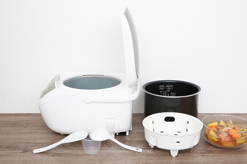 nồi cơm điện tử panasonic 1.8 lít sr-cx188sra