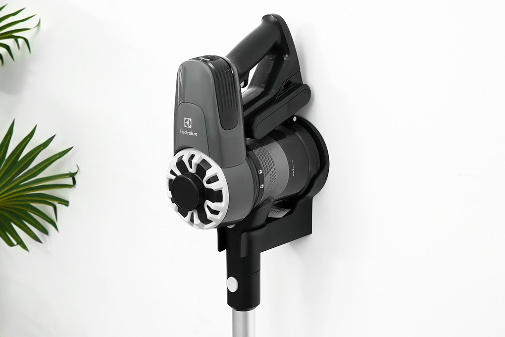 máy hút bụi không dây electrolux efp31315