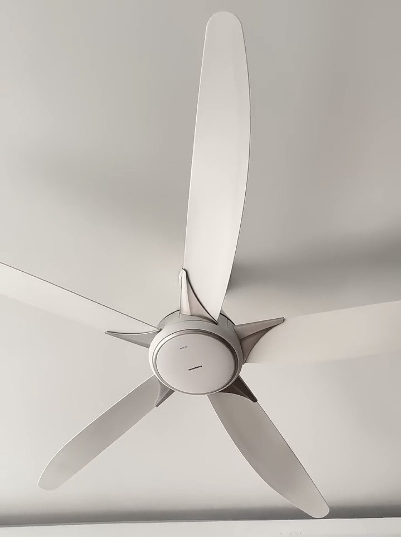 quạt trần panasonic 5 cánh f-60gds-w màu trắng