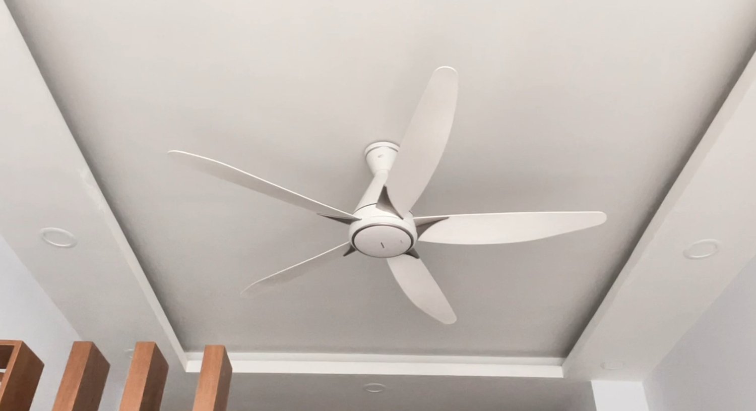 quạt trần panasonic 5 cánh f-60gds-w màu trắng