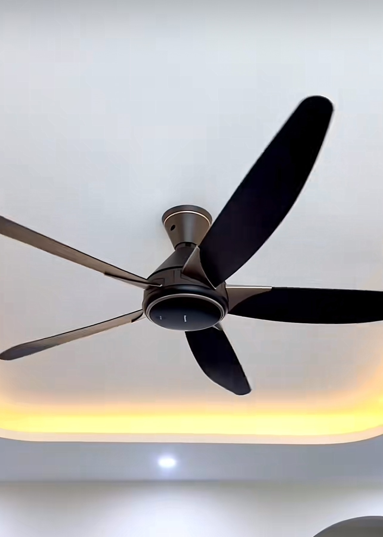 quạt trần panasonic 5 cánh f-60gds-b 40w