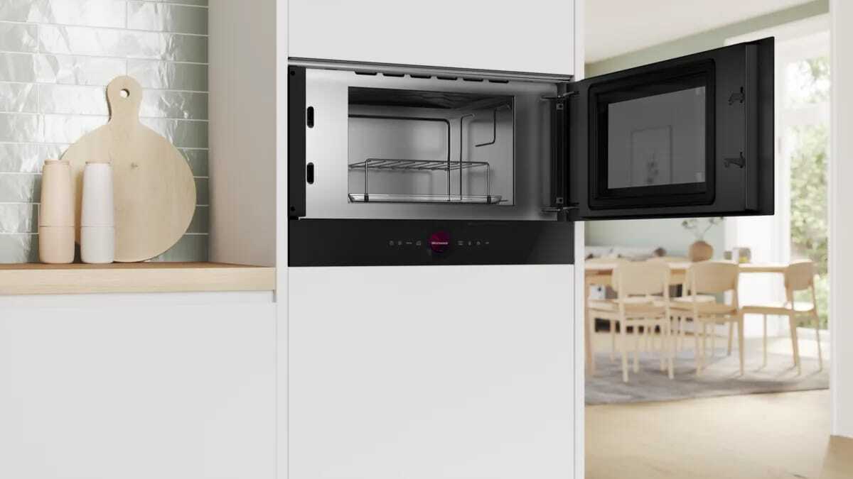 lò vi sóng bosch ber7321b1 serie 8