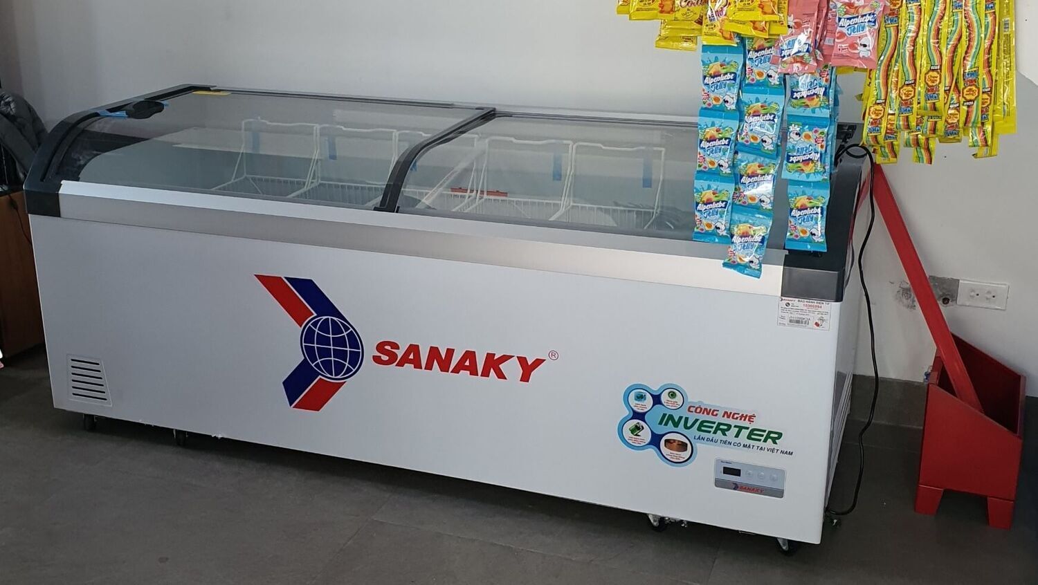 tủ đông trưng bày sanaky inverter 750 lít vh-1099k3a