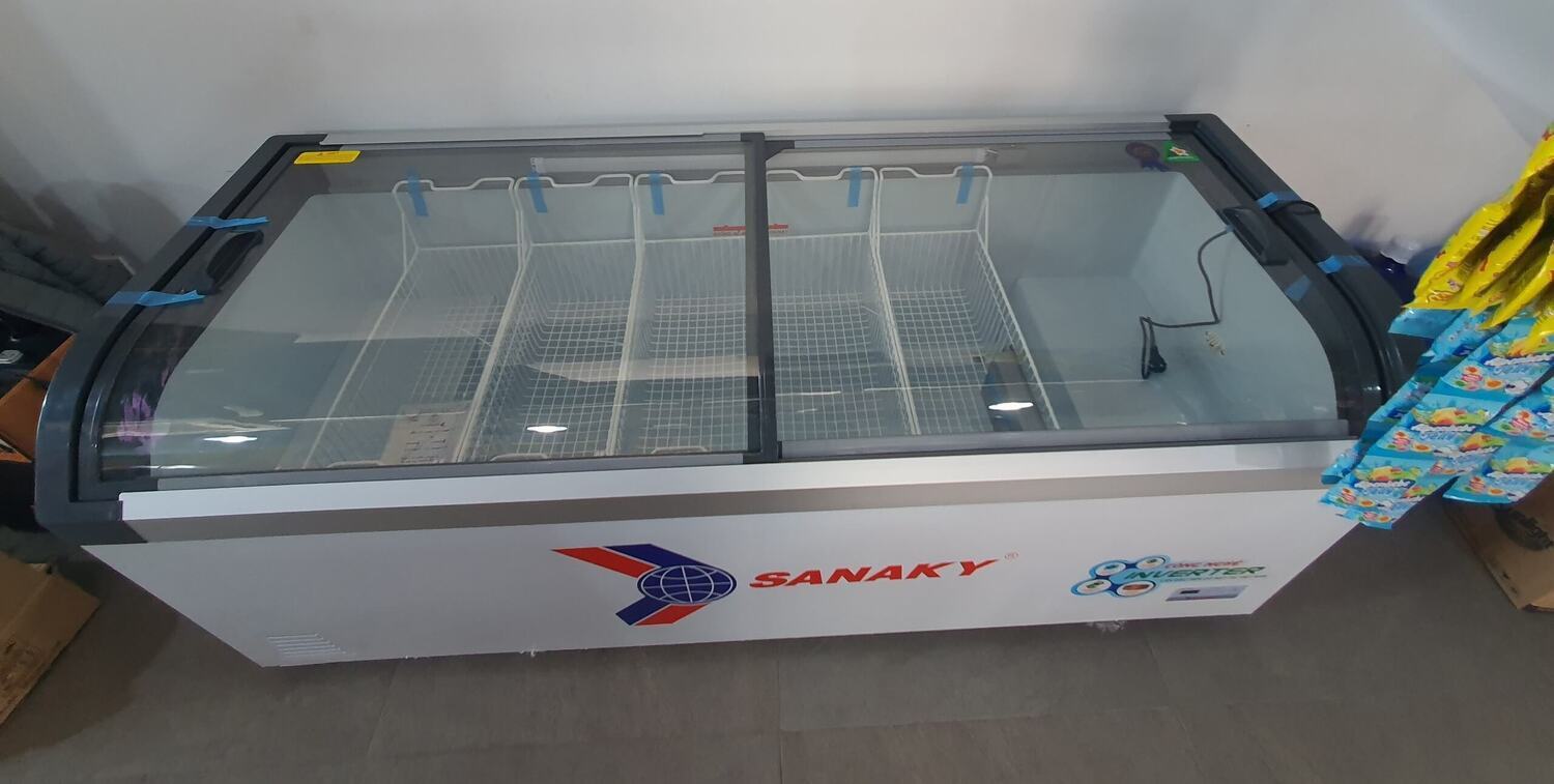 tủ đông trưng bày sanaky inverter 750 lít vh-1099k3a