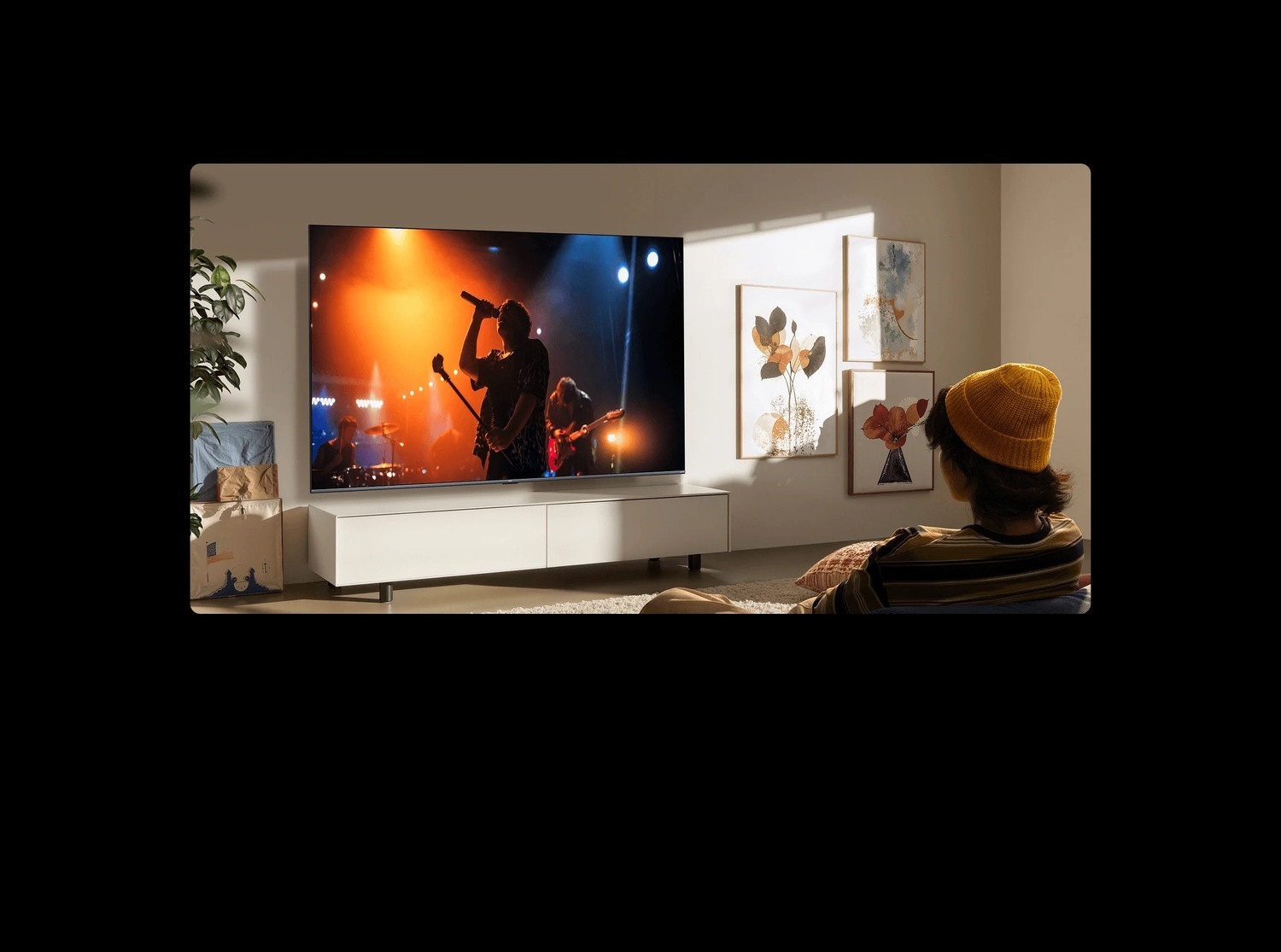 google tivi xiaomi s 65 inch l65mc-ssea trong phòng khách
