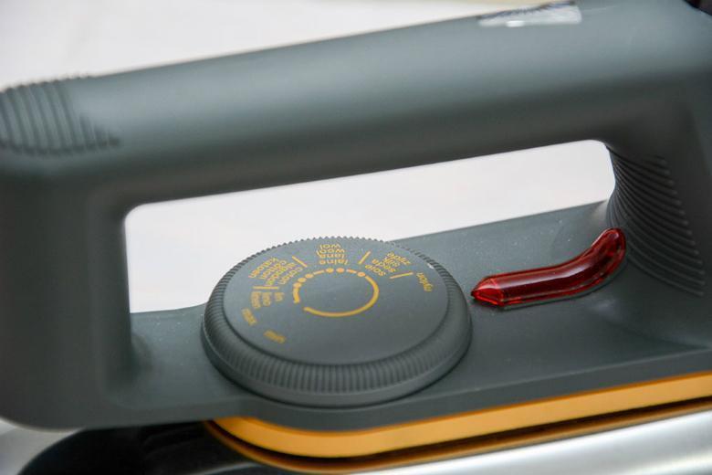 bàn ủi khô philips hd1172