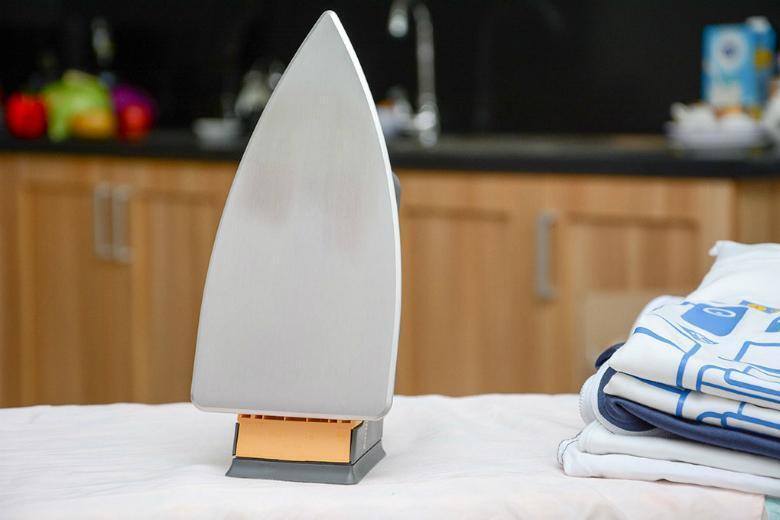 bàn ủi khô philips hd1172