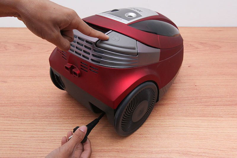 máy hút bụi hitachi cv-su23v 2300 w