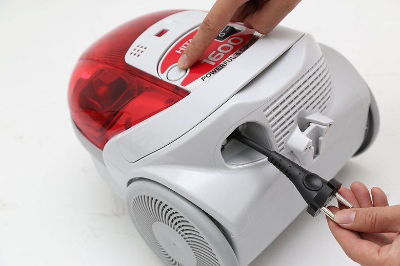 máy hút bụi hitachi cv-bm16 1600 w