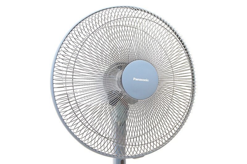 quạt cây panasonic f-409kb, có điều khiển