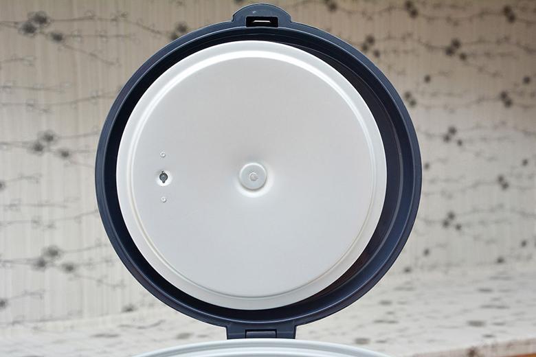 nồi cơm điện sharp 2.2 lít ks-r231stv